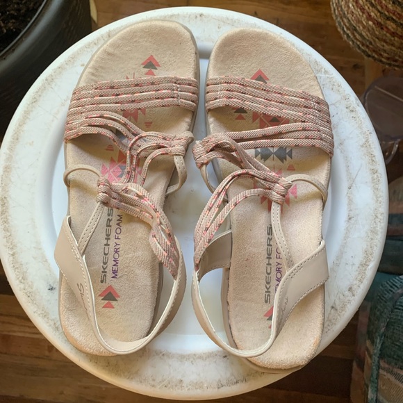 Sketchers memory foam sandals - Picture 1 of 6